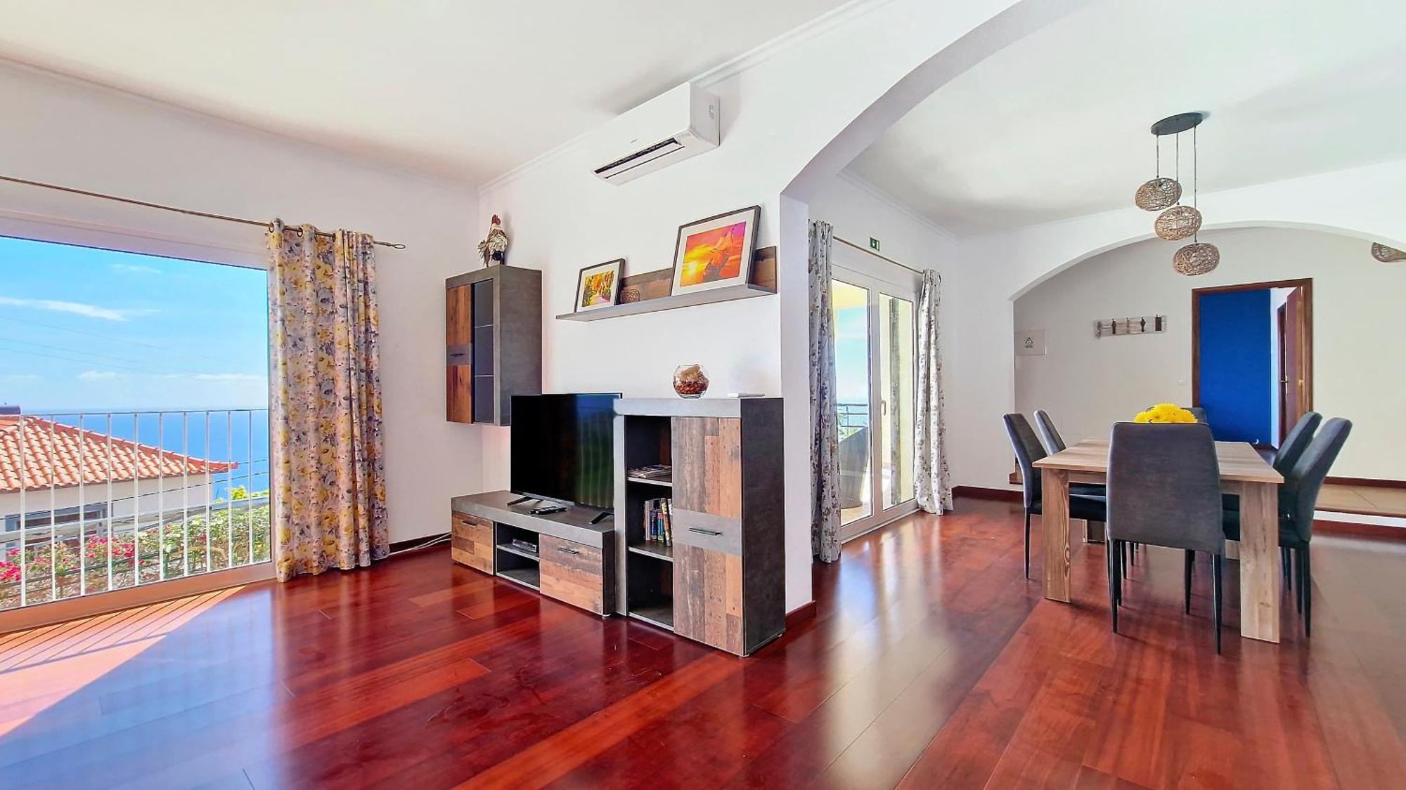 Casa Eleanor By Lovelystay Calheta  Bagian luar foto