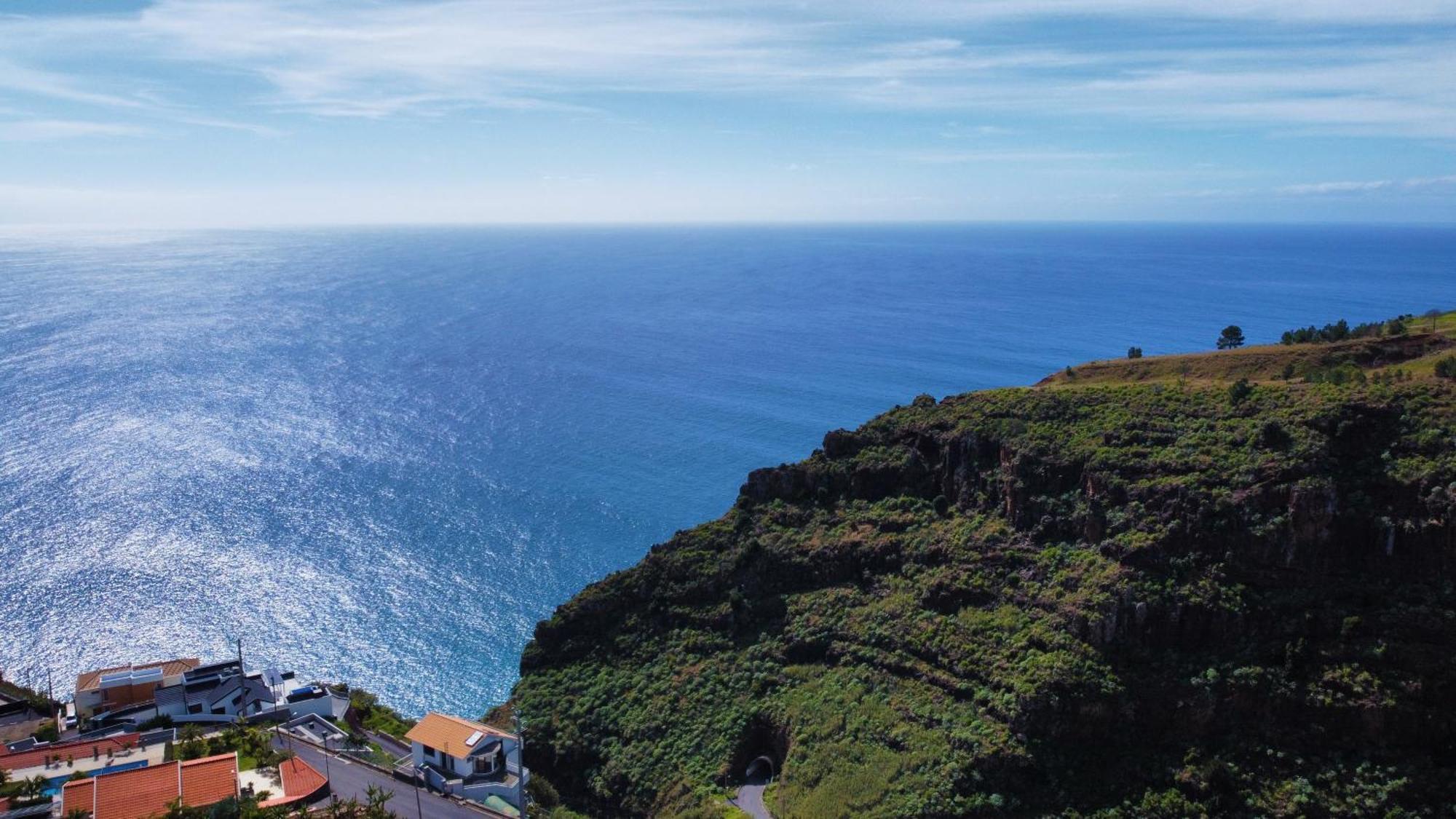 Casa Eleanor By Lovelystay Calheta  Bagian luar foto