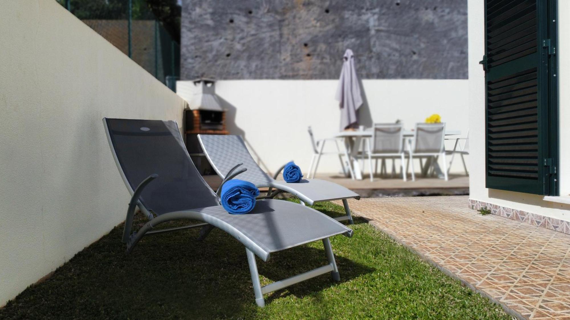 Casa Eleanor By Lovelystay Calheta  Bagian luar foto